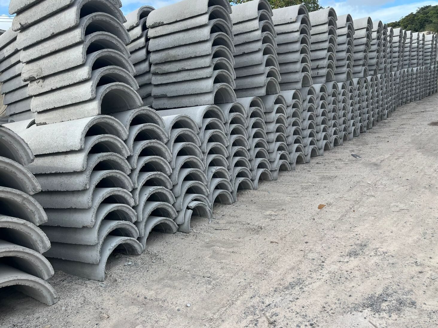 WhatsApp Image 2025-10-08 at 16.00.16 (1)